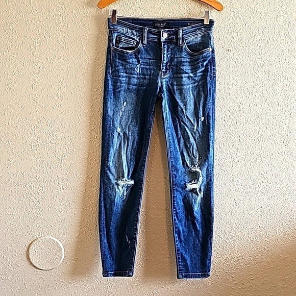 JUDY Blue Relax Fit Jeans - Picture 1 of 9